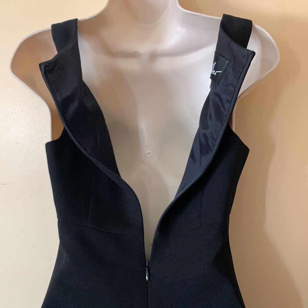 Nicole Miller little black dress size 2 - Picture 6 of 10